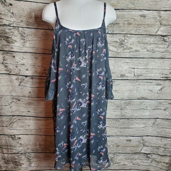Maurices Chiffon Cold shoulder floral dress size small - Picture 1 of 8